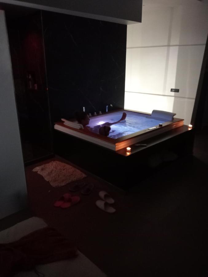 Suite Luxurya Bari Zewnętrze zdjęcie
