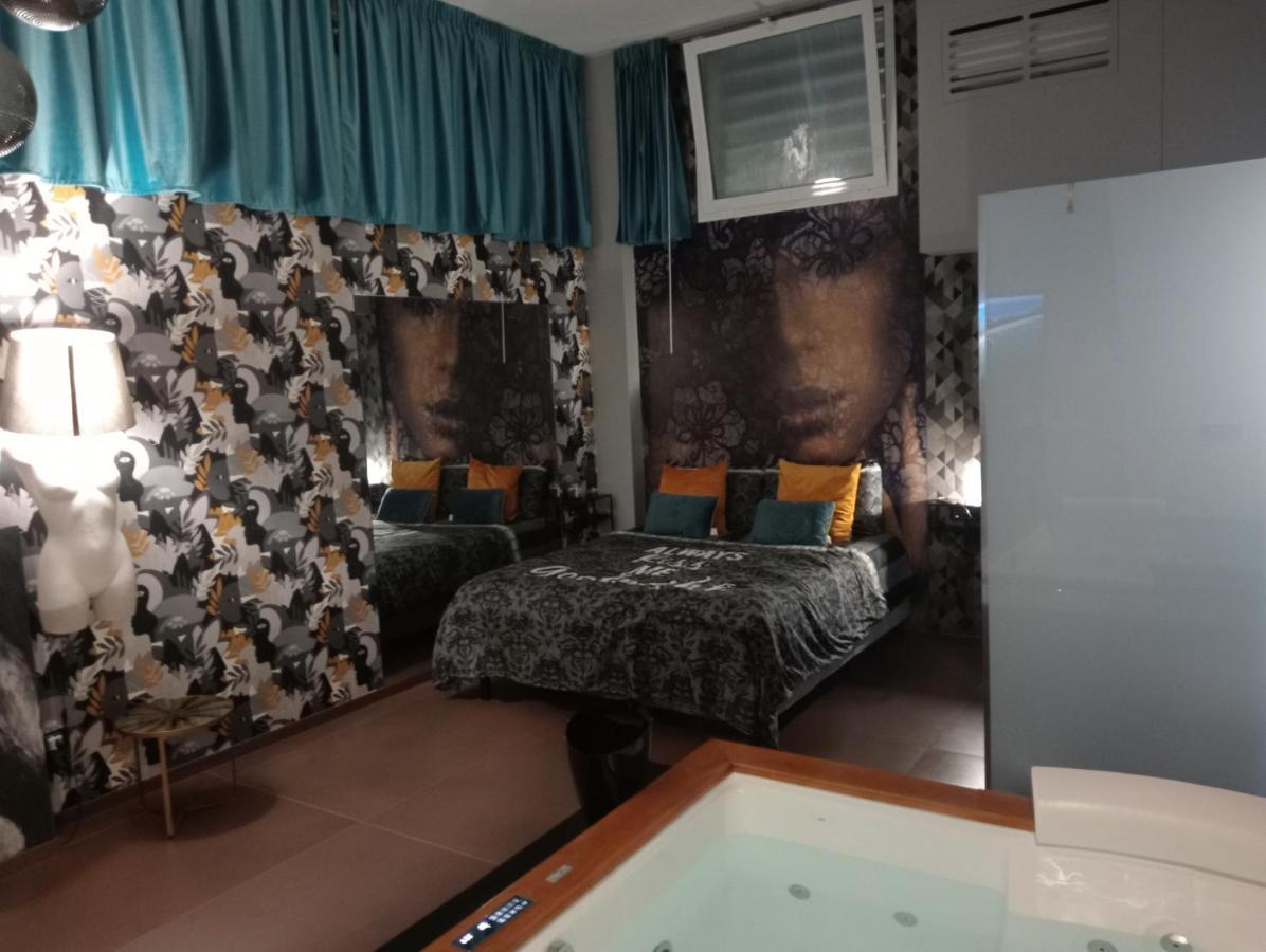 Suite Luxurya Bari Zewnętrze zdjęcie
